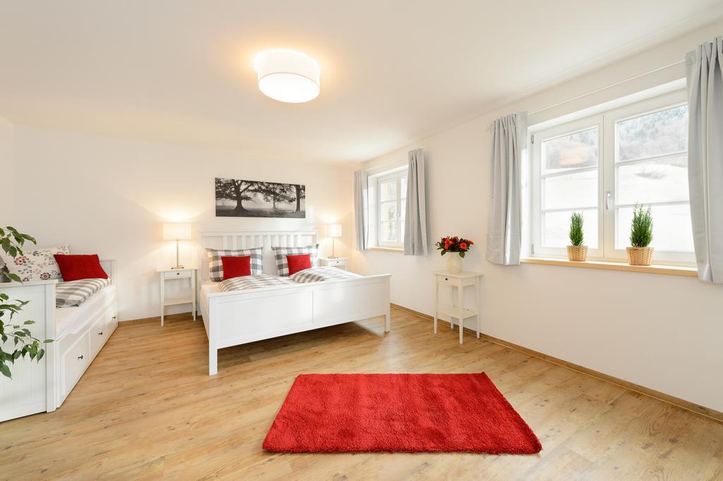 "Viktoria Apartments" - Annehmlichkeiten Von 4-Sterne Familien-Und Wellnesshotel Viktoria Koennen Mitgenutzt Werden Oberstdorf Zimmer foto